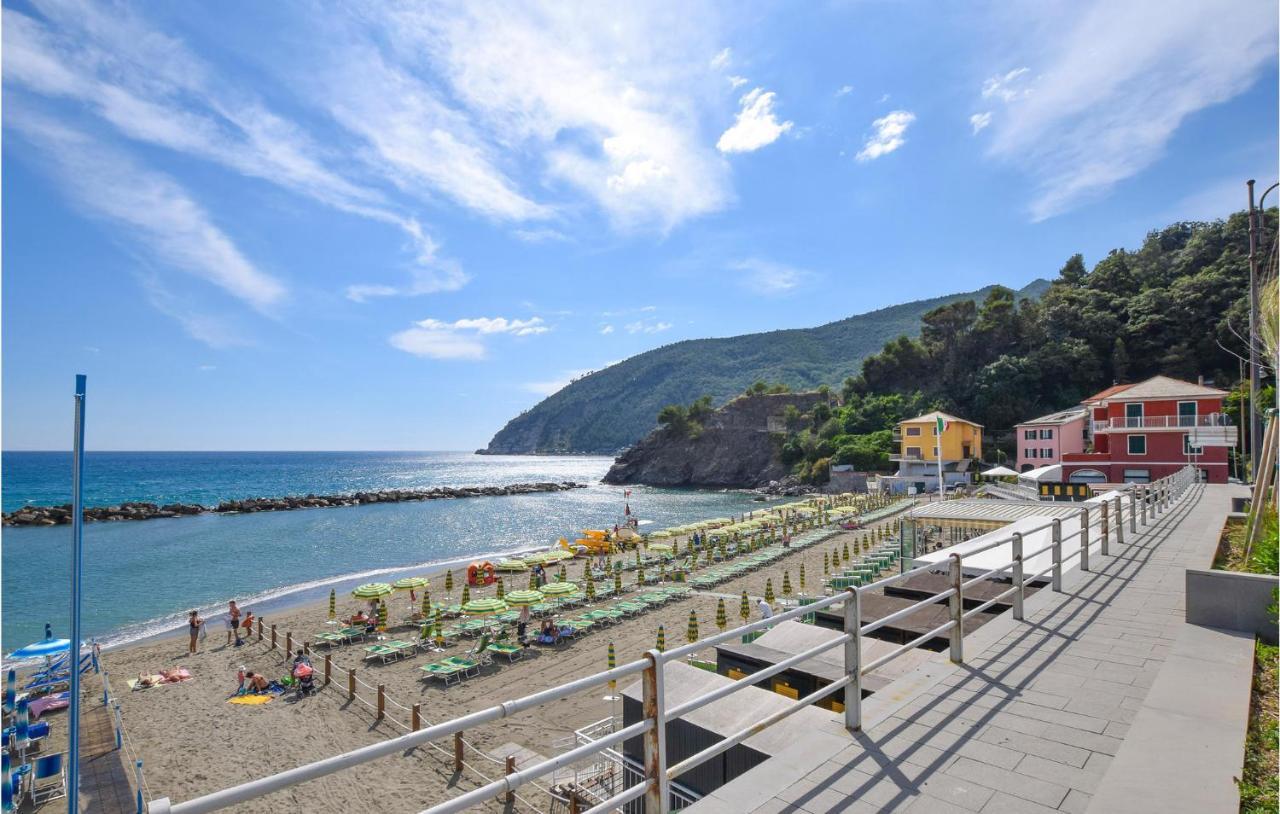 Nice Apartment In Moneglia With House Sea View Ngoại thất bức ảnh